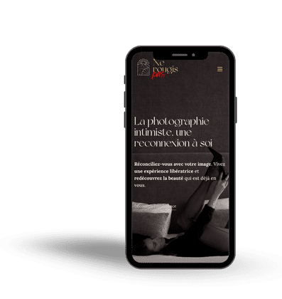 Screen de la page accueil du site vitrine sur mesure pour une photographe boudoir / intimiste - version mobile - Marine Duc Digital
